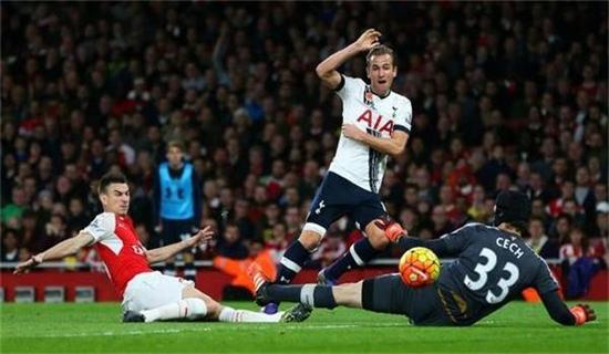 阿根廷队以 阿根廷队以